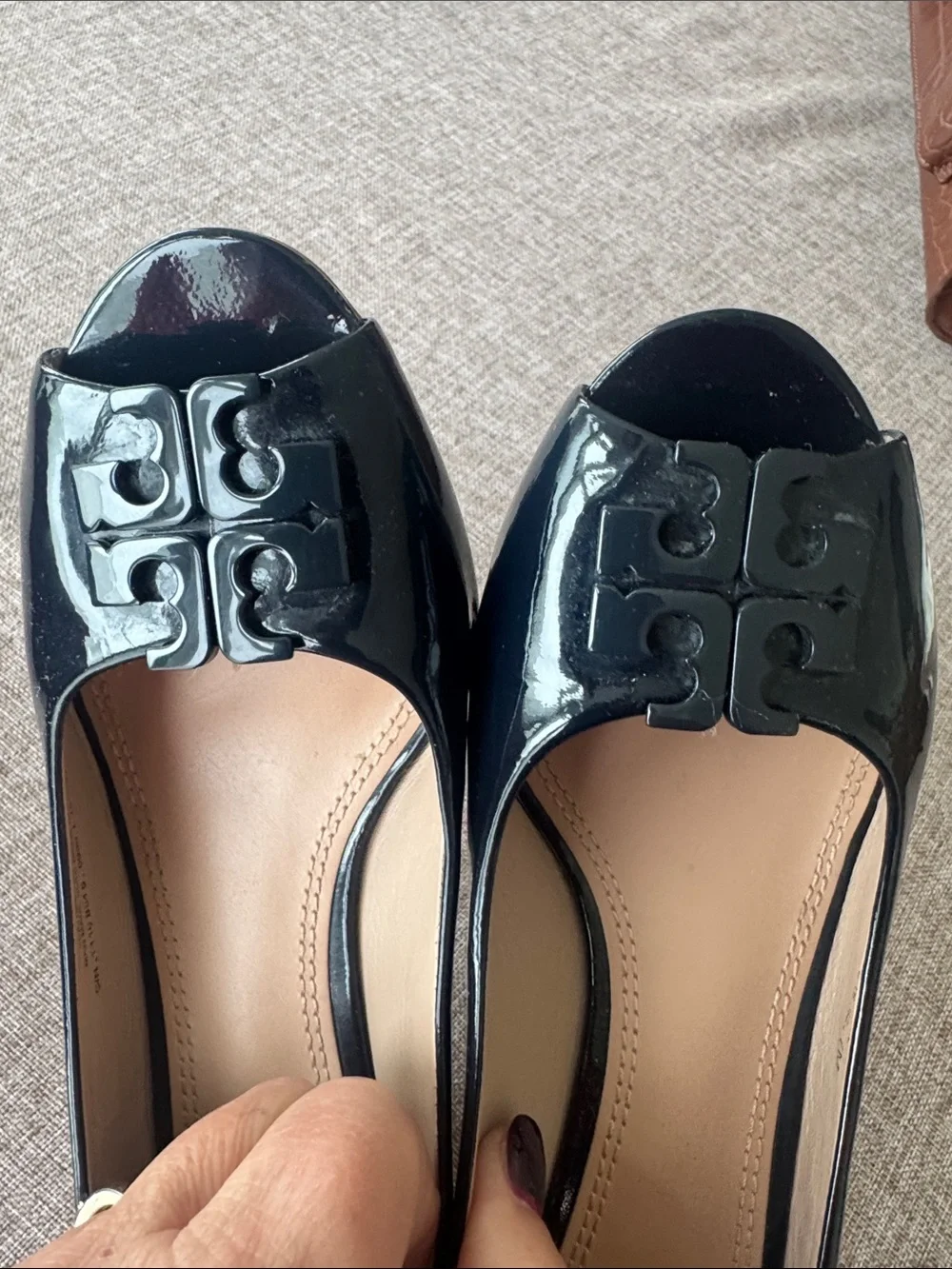 Tory Burch Navy Patent Logo Round-Toe Medium Height Heels